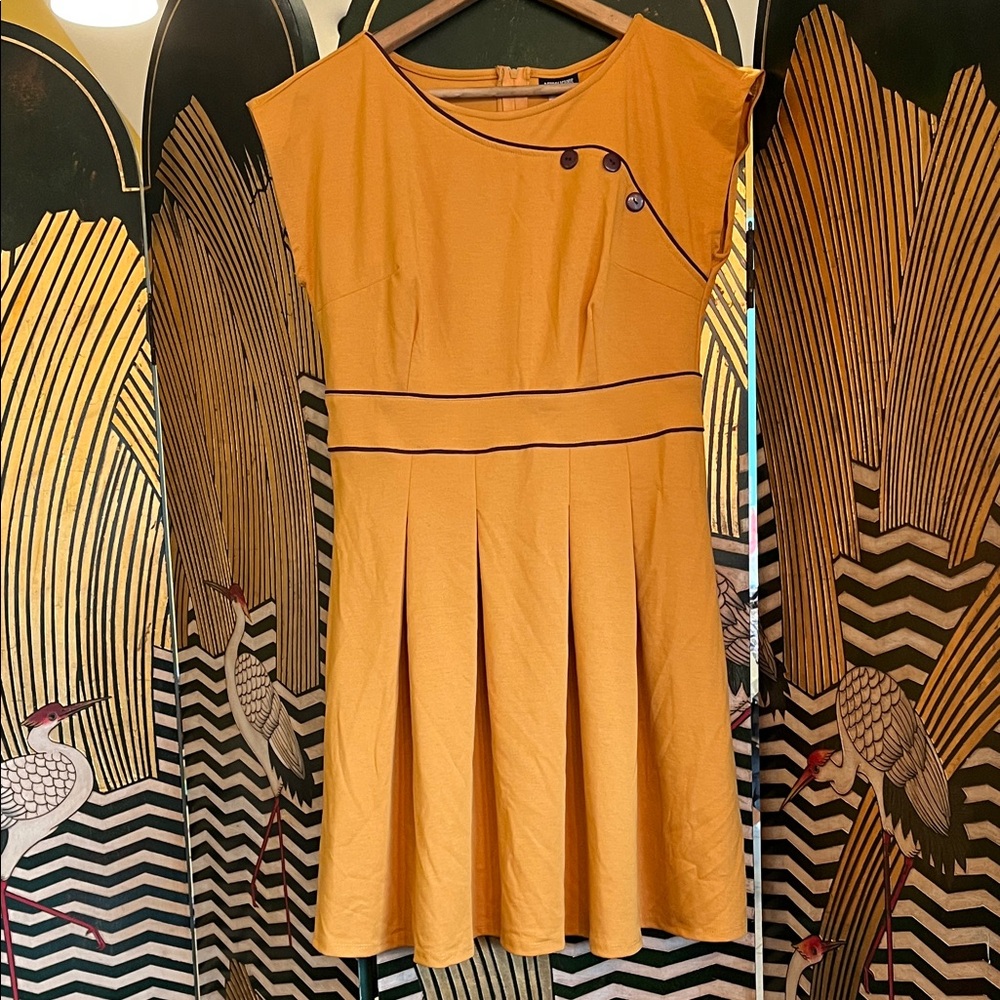NWT Retrolicious Yellow-Orange Dress Medium - Picture 2 of 6